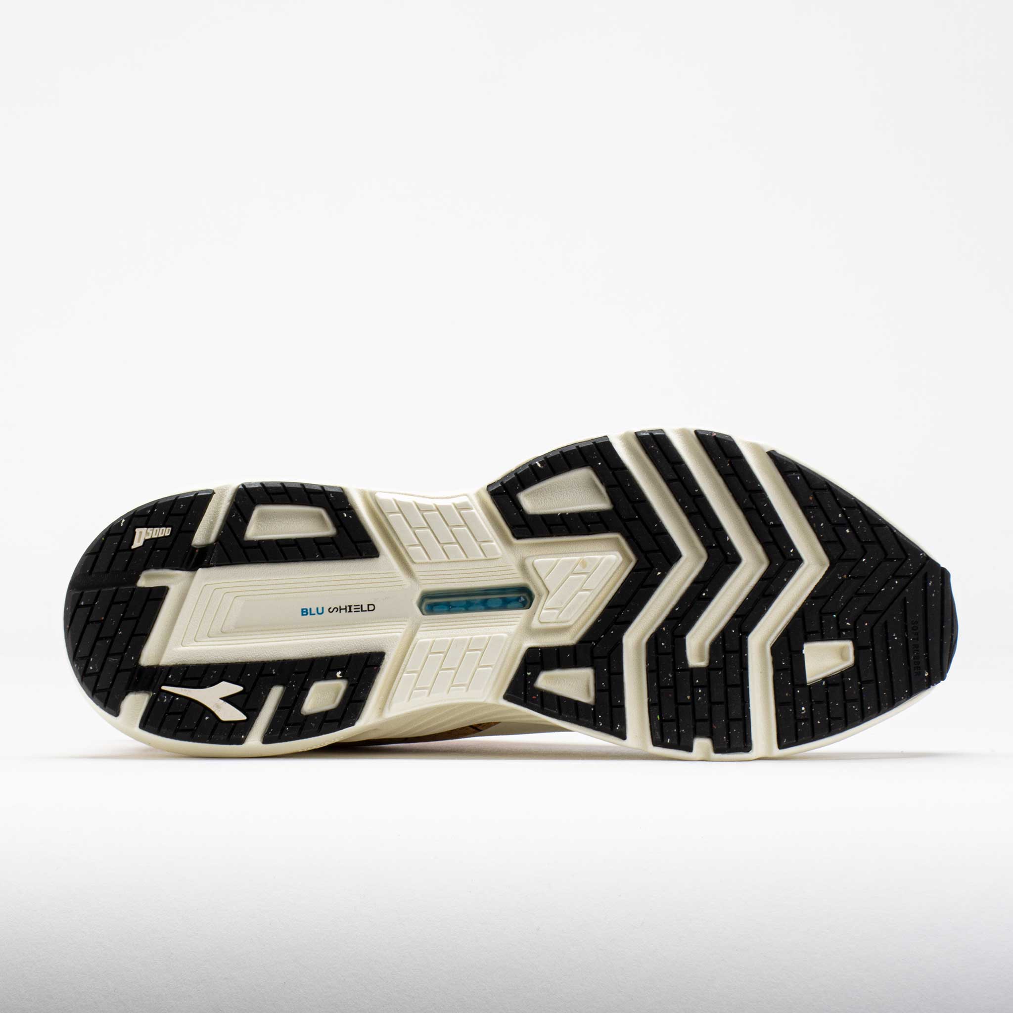 Diadora Mythos Blushield Volo 4 Men's  White/Black/Cayenne